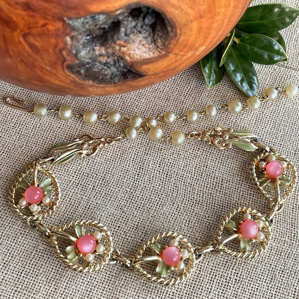 Gold-Tone Pink Cabochon Floral Link Necklace by